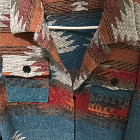 Multicolor Aztec Pattern Jacket - Picture 3 of 4